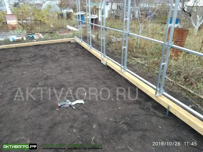 Теплица Ударница Благодатная, ширина 3/3.5 м, труба 40х20 + 20х20 Теплица Ударница Благодатная, ширина 3/3.5 м, труба 40х20 + 20х20